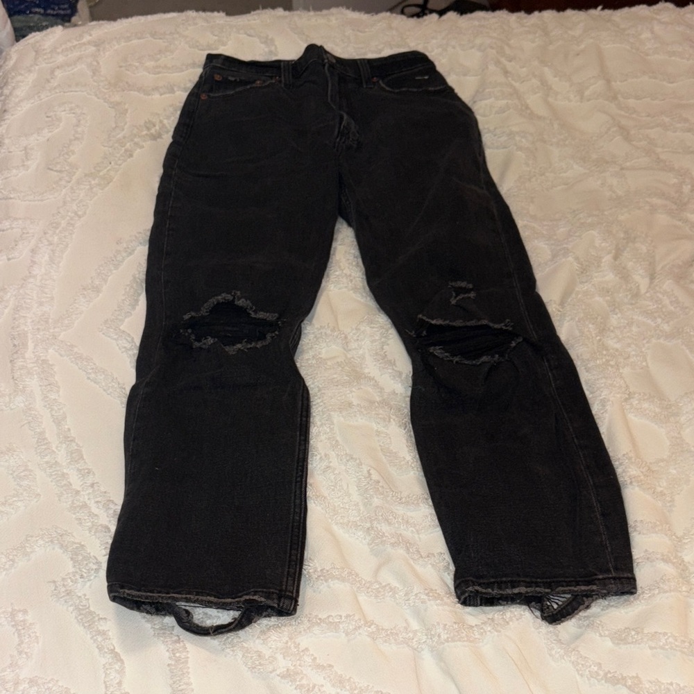 Abercrombie & Fitch Black Cropped Jeans